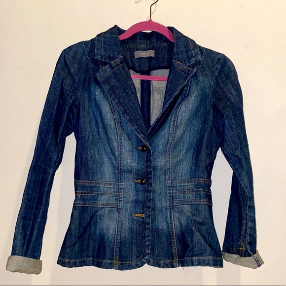 Jacqui E Jackets & Coats Jacqui E Jean Jacket Poshmark